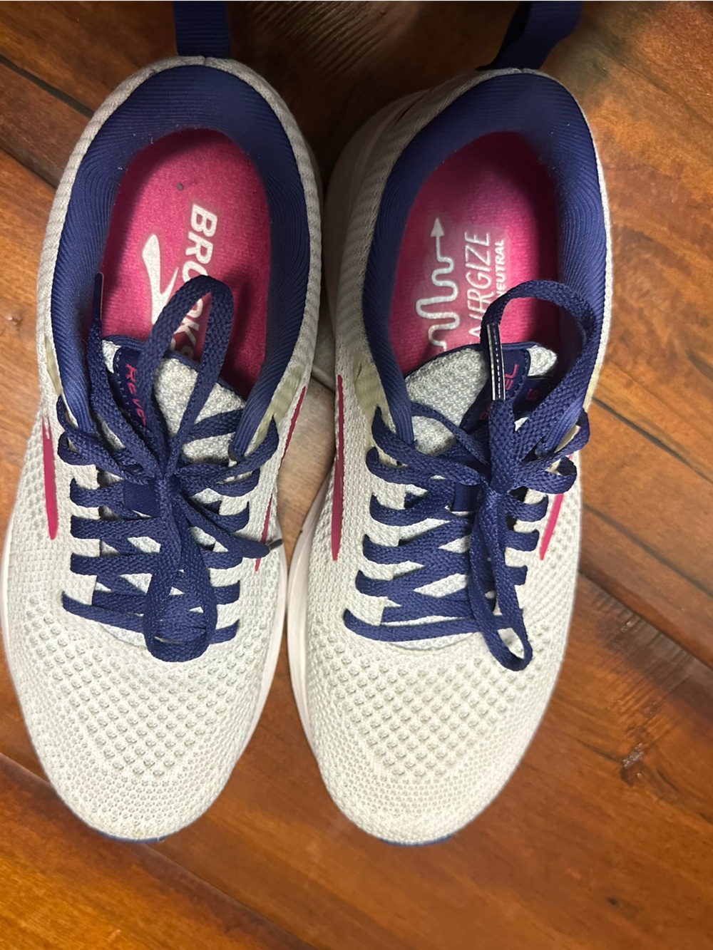 Brooks REVEL Women’s Running Shoes - White, Navy & Pink